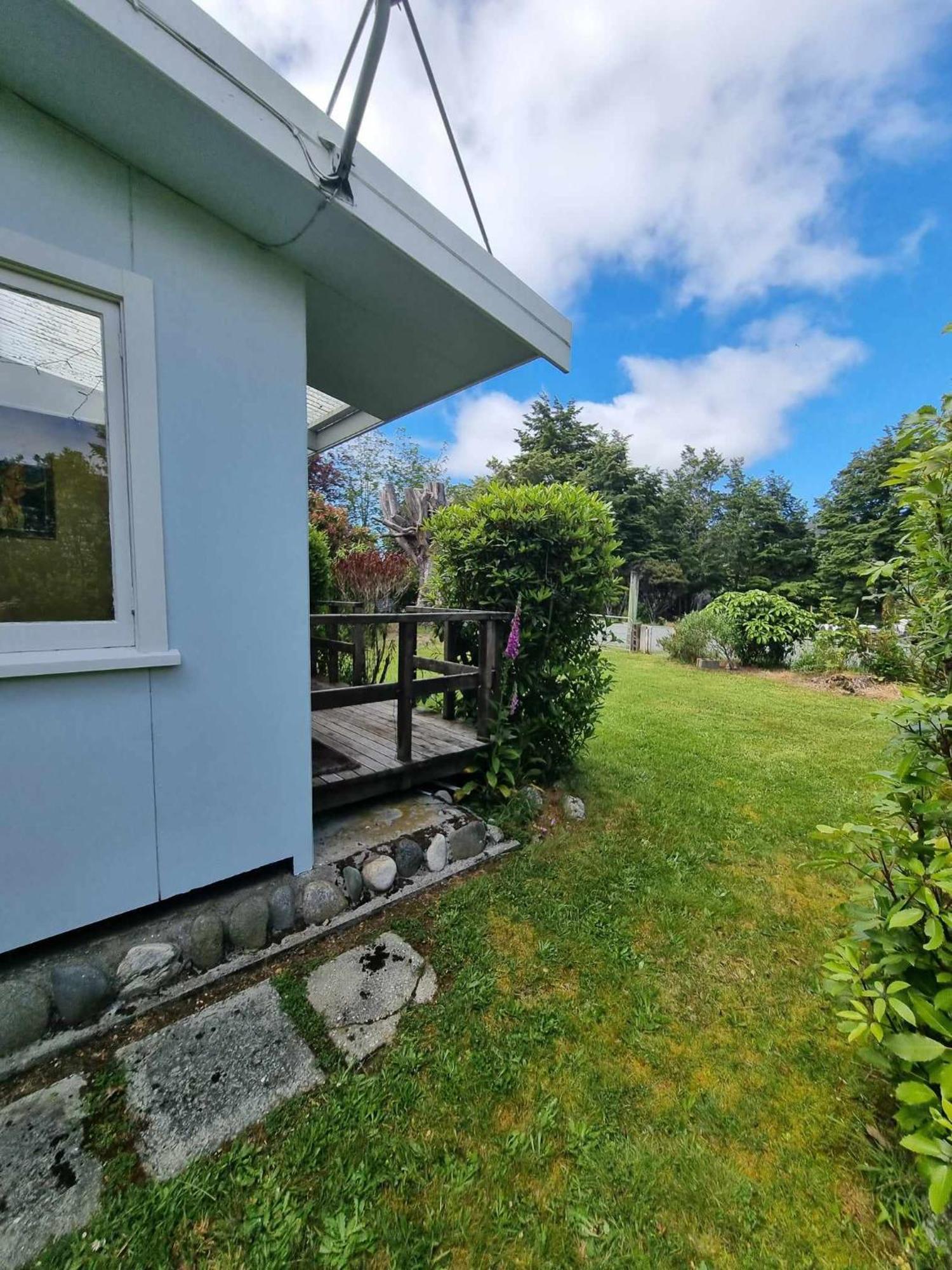 Cosy Getaway In Manapouri Villa Екстериор снимка