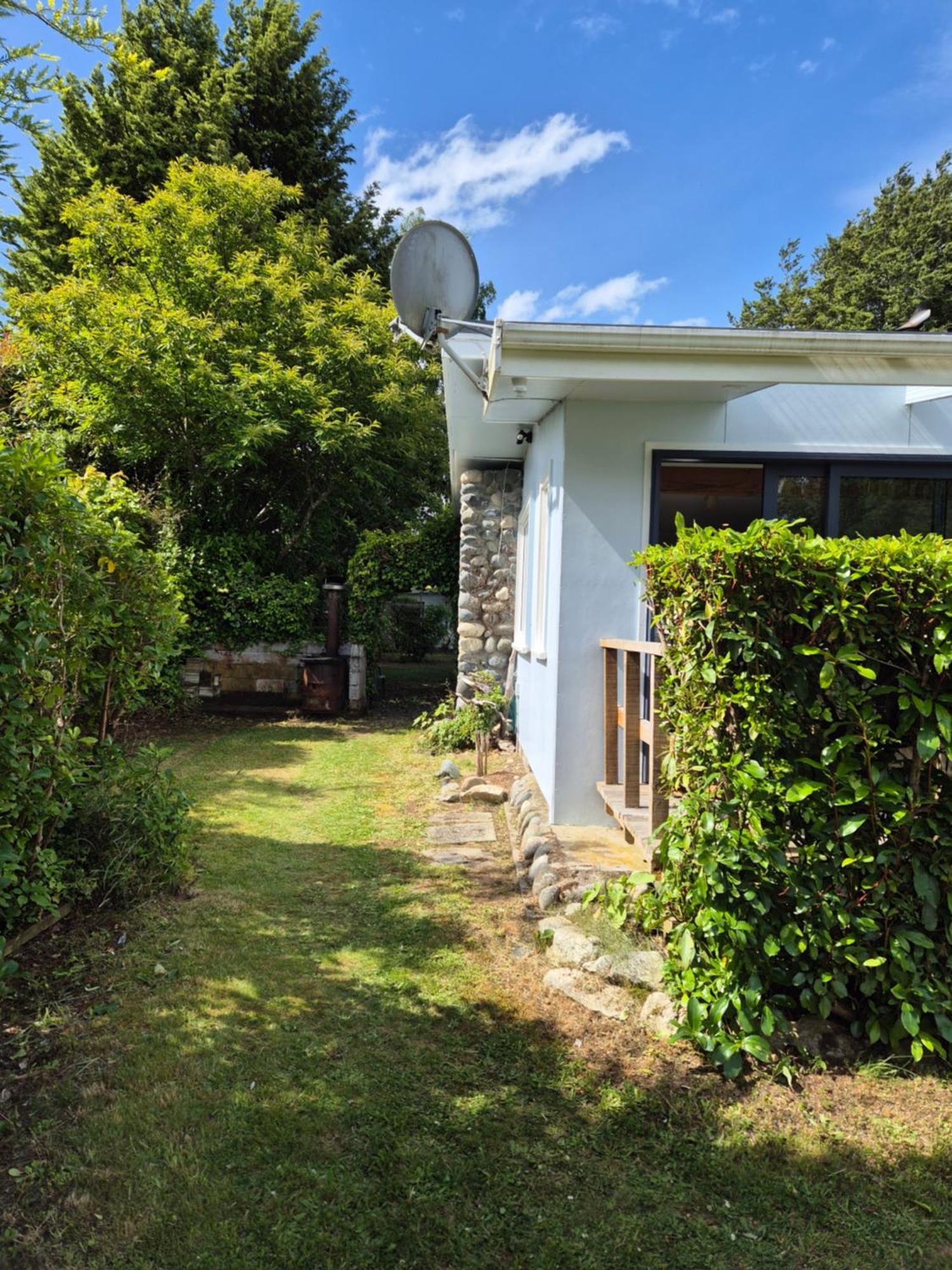 Cosy Getaway In Manapouri Villa Екстериор снимка